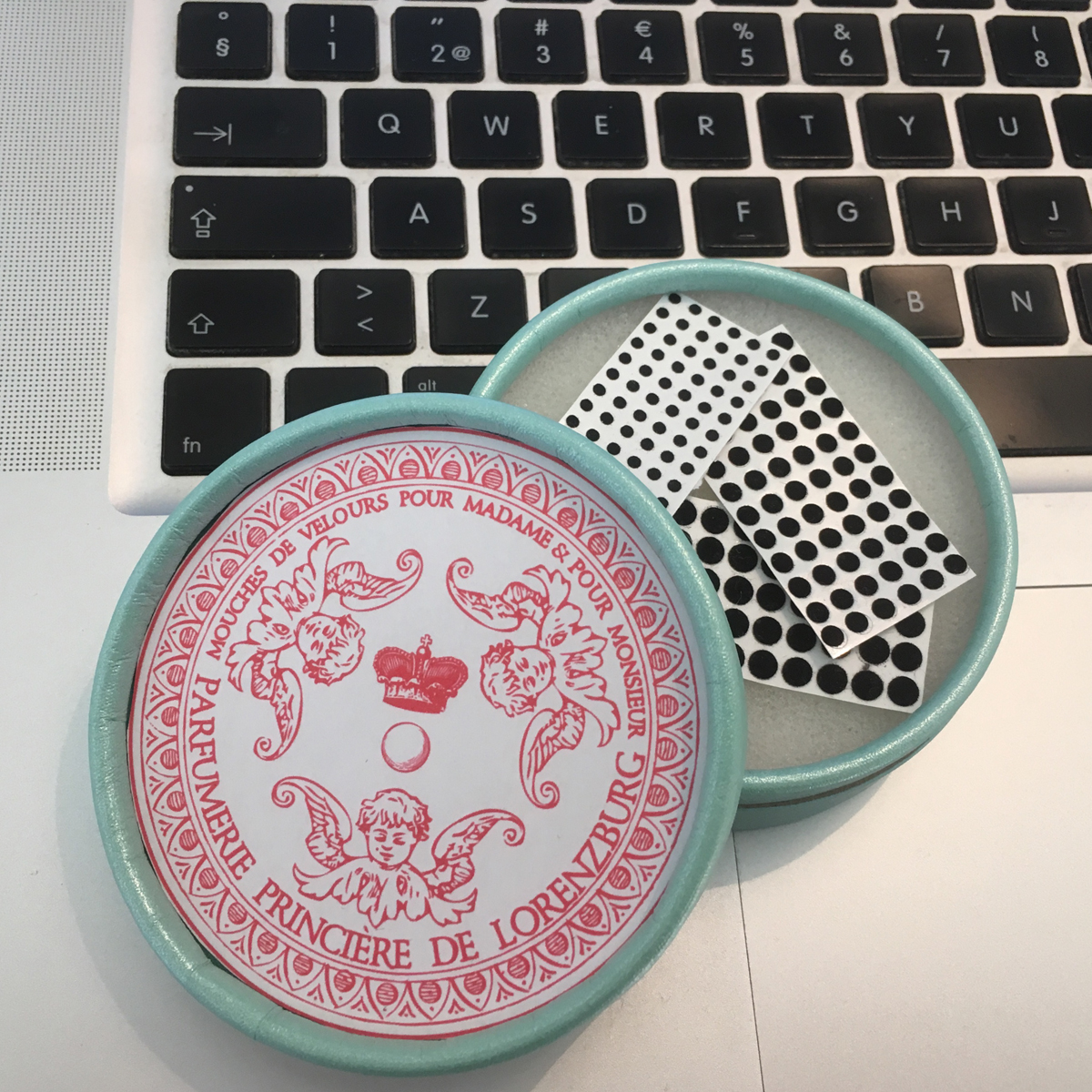 First batch of velvet mouches from the Princely Perfumery of Lorenzburg!