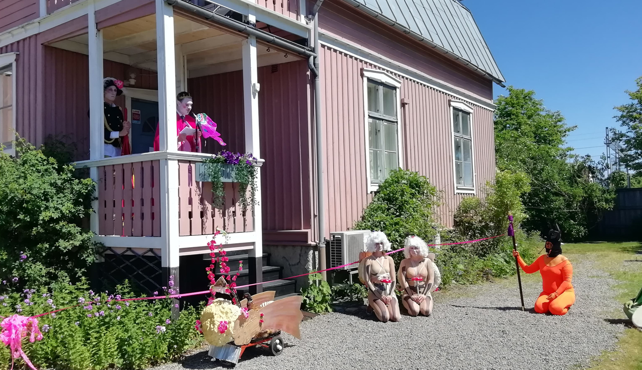 H.F.H. Furst Frei representerar Lorenzburg med invigning av Rosa Villan i Kungsbacka